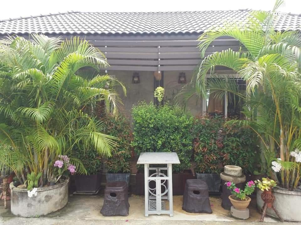 Yotin Guest House ตราด ภายนอก รูปภาพ